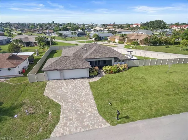 Cape Coral, FL 33904,1204 SE 37th ST
