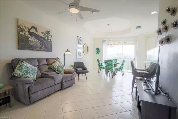 Naples, FL 34110,1420 Sweetwater CV #203