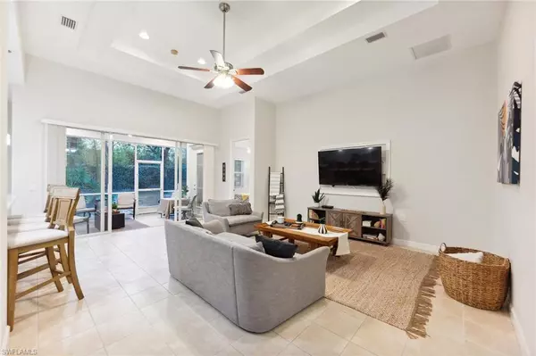 Naples, FL 34109,3407 Sandpiper WAY