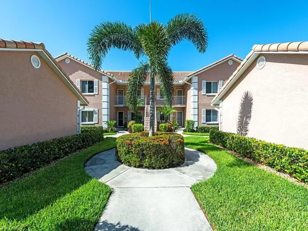 5924 Cranbrook WAY #E103, Naples, FL 34112