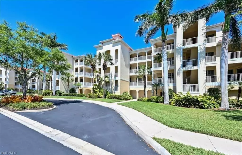 Naples, FL 34112,4863 Hampshire CT #4-202