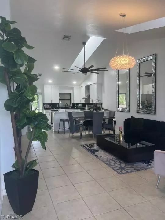 Fort Myers, FL 33967,7055-7057 Babcock RD