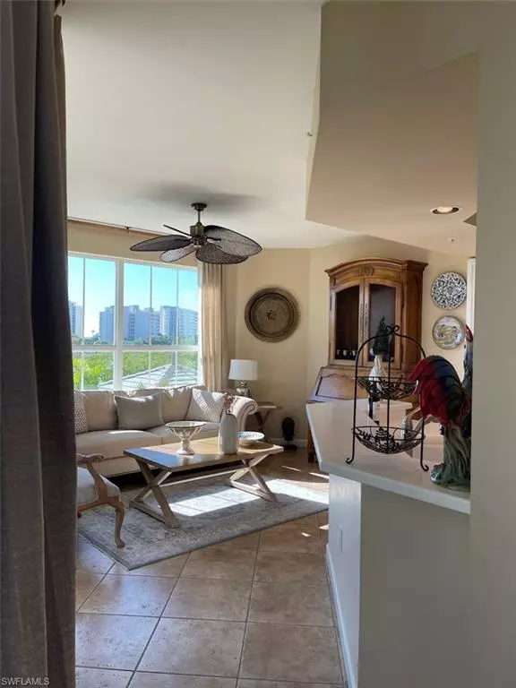 Naples, FL 34110,300 Dunes BLVD #303