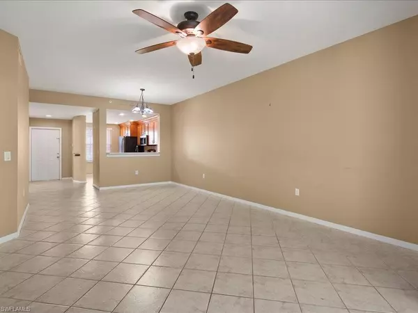 Naples, FL 34119,6645 Huntington Lakes CIR #104