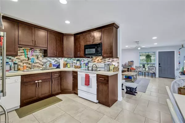 Naples, FL 34110,171 Crown DR #10