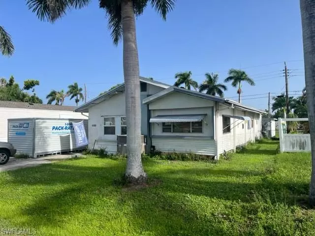 Fort Myers, FL 33908,12120 Palm DR