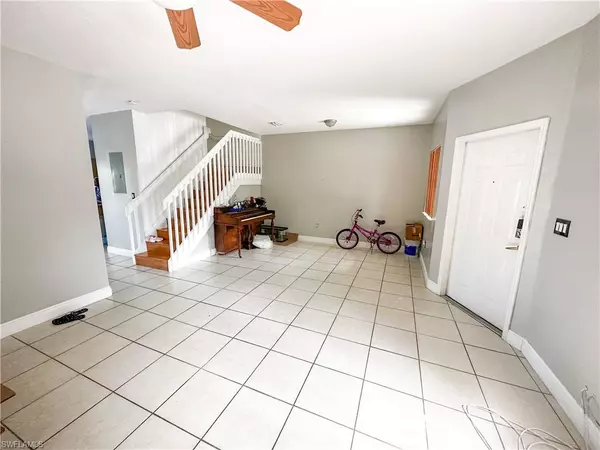 Homestead, FL 33035,1517 SE 31 CT