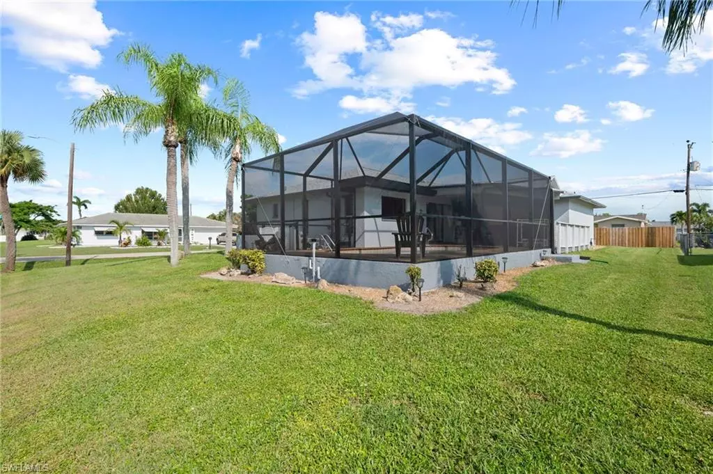 Cape Coral, FL 33904,4313 SE 1st CT