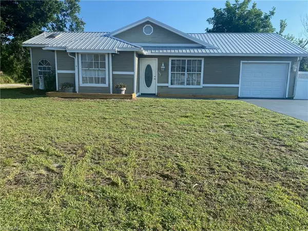 Lehigh Acres, FL 33936,263 Ground Dove CIR