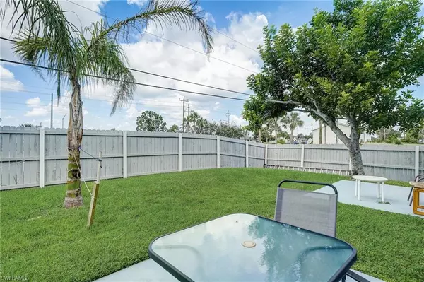 Cape Coral, FL 33914,1005 SW 48th TER #7