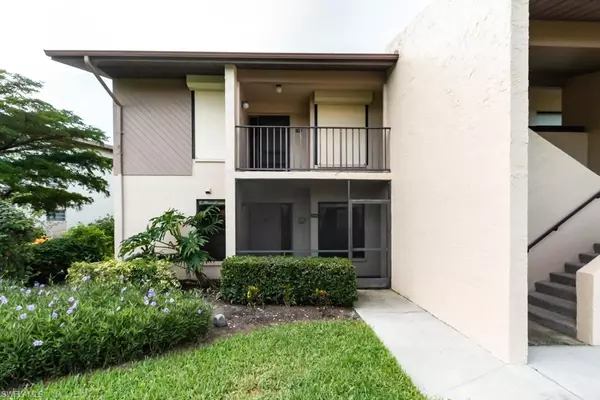 Naples, FL 34110,1000 Palm View DR #100