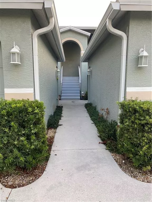 Naples, FL 34104,895 New Waterford DR #J-101