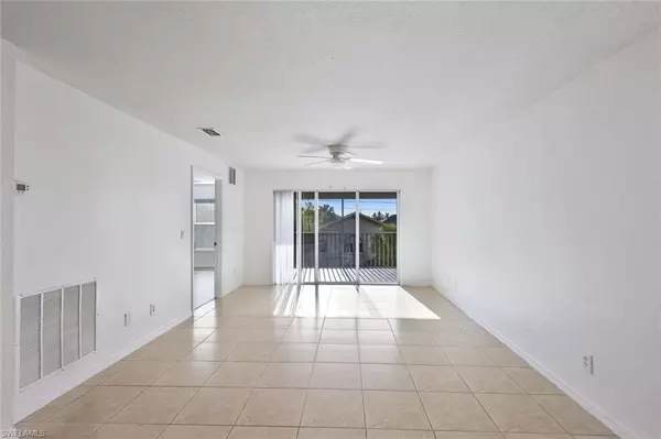 Cape Coral, FL 33914,3752 Santa Barbara BLVD #202