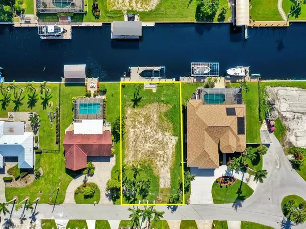 Cape Coral, FL 33904,5327 Baypoint CT