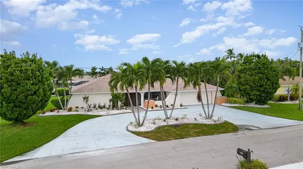 Cape Coral, FL 33904,5352 Cobalt CT