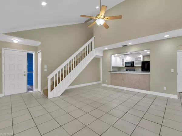 3391 Timberwood CIR, Naples, FL 34105