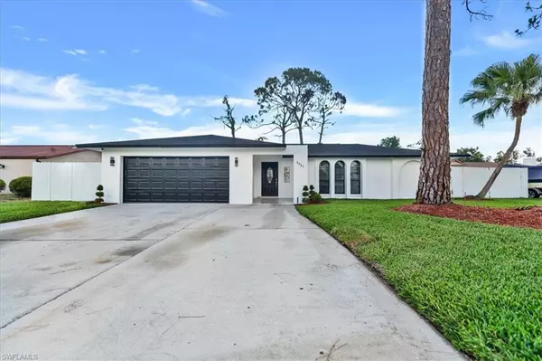 North Fort Myers, FL 33903,5657 Lochness CT