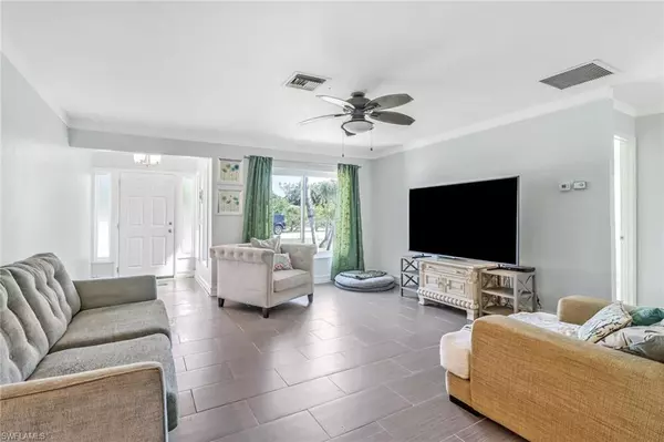 Bonita Springs, FL 34134,52 1st ST