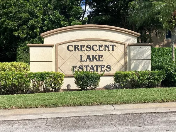 9578 Crescent Garden DR #B-202, Naples, FL 34109