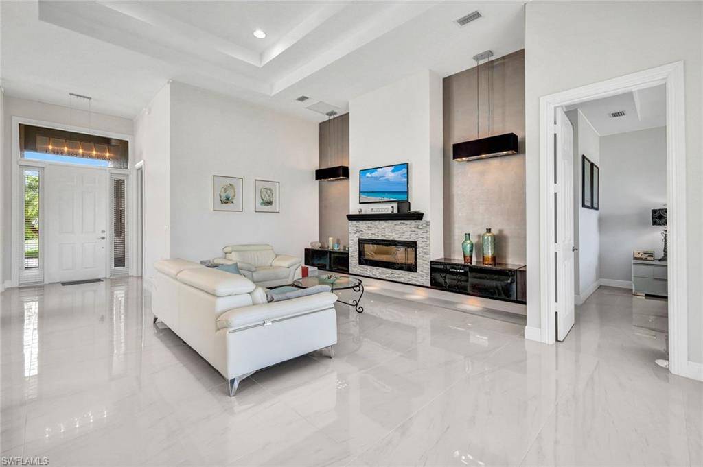 Naples, FL 34109,3384 Sandpiper Way WAY