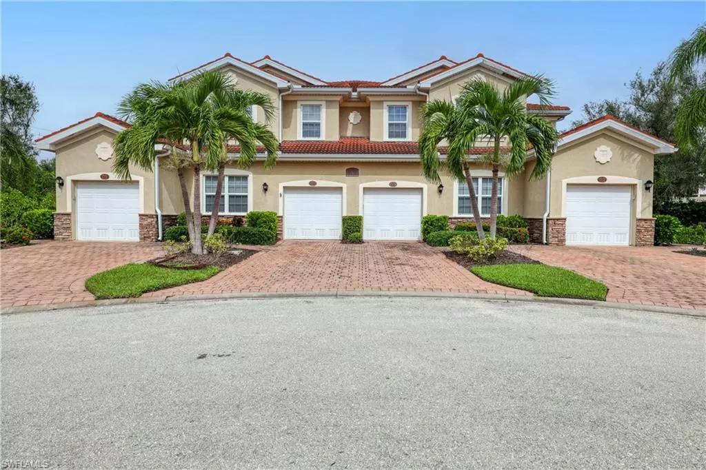 Fort Myers, FL 33919,8531 Oakshade CIR #102