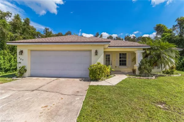 707 Arundel CIR, Fort Myers, FL 33913