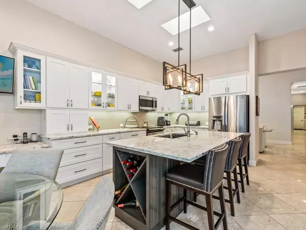 Naples, FL 34110,5751 Persimmon WAY