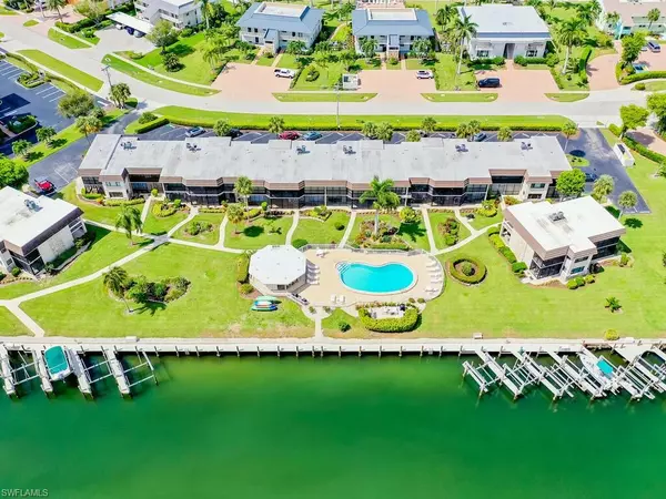 Marco Island, FL 34145,881 Panama CT #305