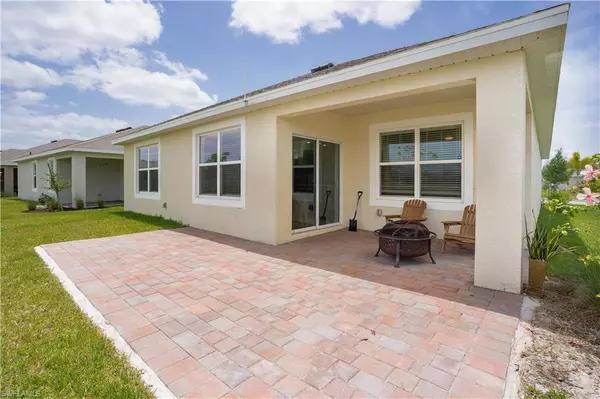 North Fort Myers, FL 33917,8843 Cascade Price CIR