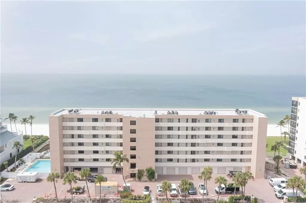 Naples, FL 34108,10475 Gulf Shore DR #113