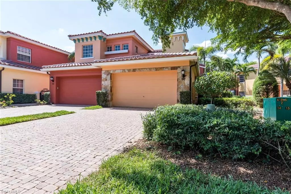 Estero, FL 33928,8549 Via Garibaldi CIR #203