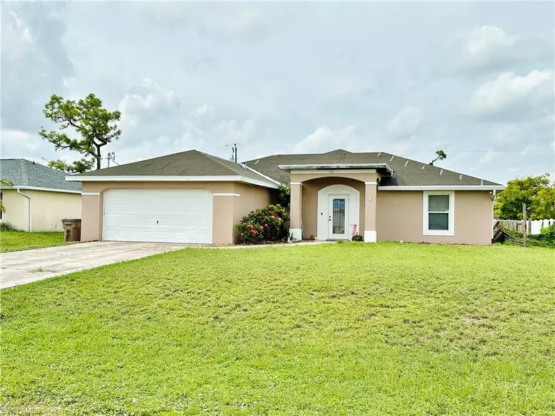 2516 SW 11th CT, Cape Coral, FL 33914