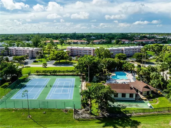 Naples, FL 34105,499 Forest Lakes BLVD #2-303