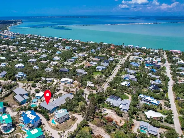 Sanibel, FL 33957,409 E Gulf DR #17