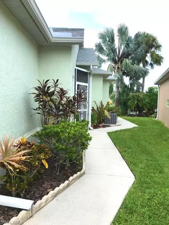 Estero, FL 33928,10707 San Tropez CIR