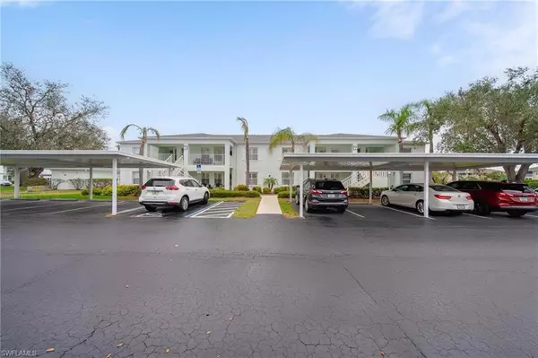 North Port, FL 34287,5725 Greenwood Ave #3-204