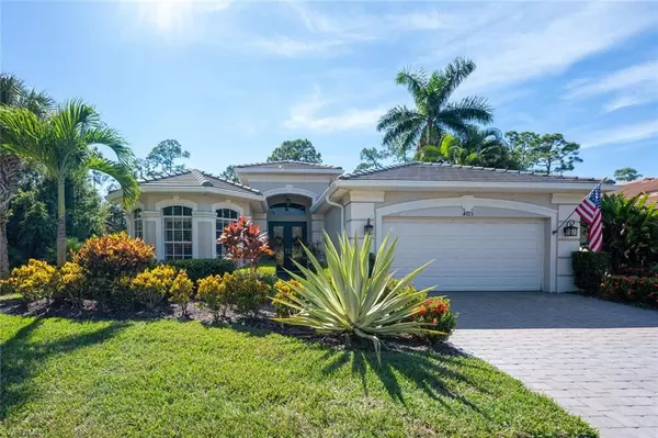 4723 Cerromar DR, Naples, FL 34112