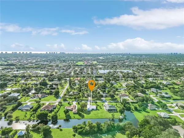 Naples, FL 34109,9580 Summer PL