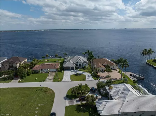 Cape Coral, FL 33904,2406 SE 28th ST