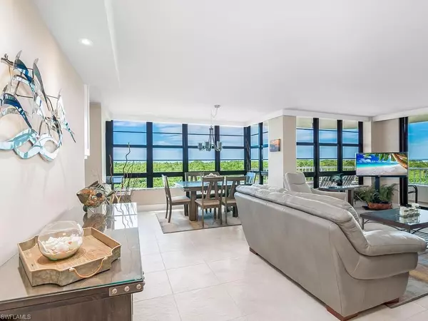 Marco Island, FL 34145,380 Seaview CT #312