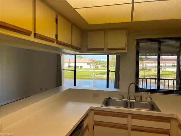 Fort Myers, FL 33907,5830 Trailwinds DR #824