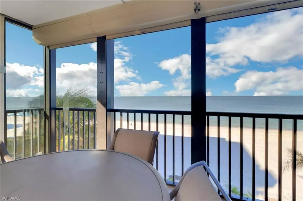 Naples, FL 34108,9415 Gulf Shore DR #301