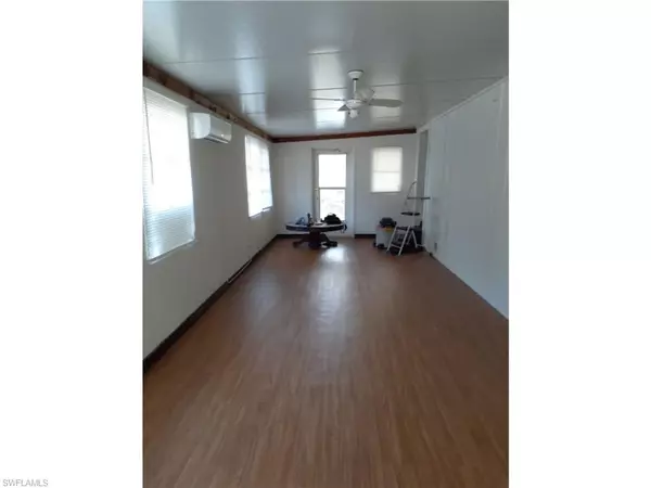 Okeechobee, FL 34974,1138 9th ST