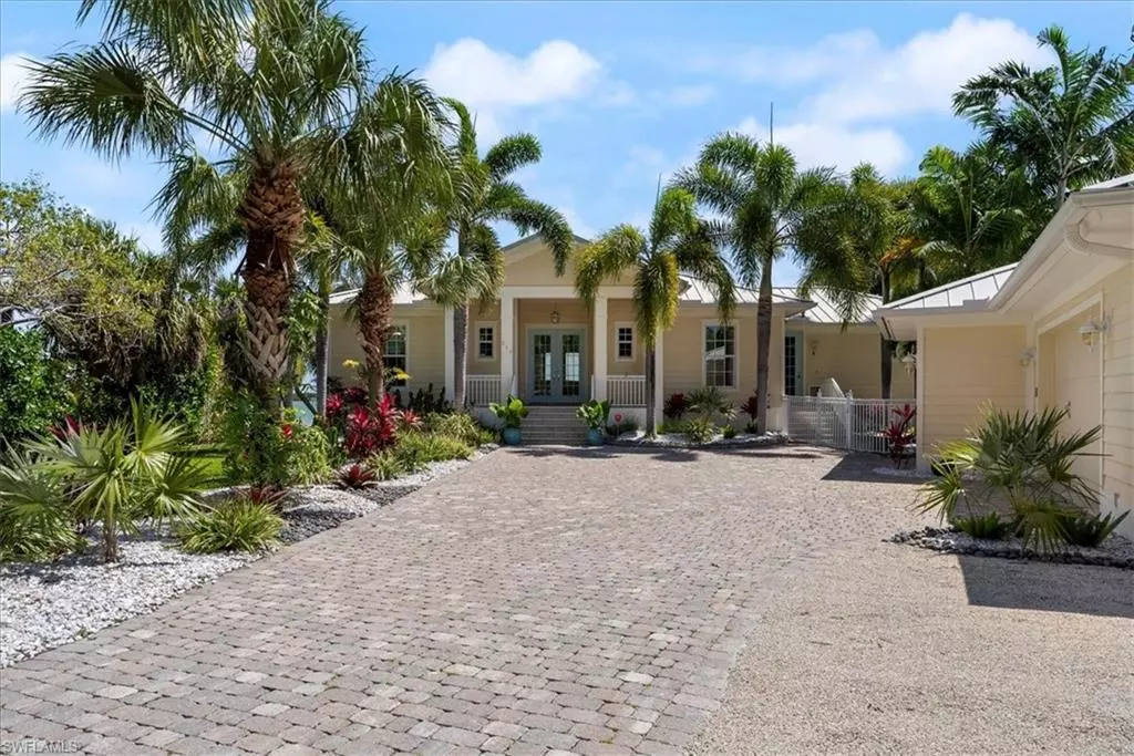 Goodland, FL 34140,216 Goodland DR E