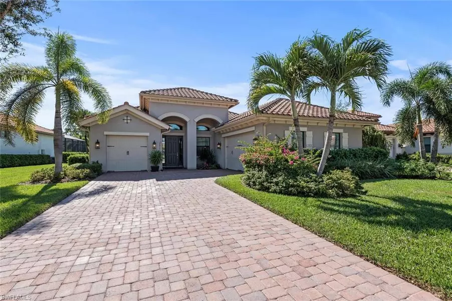 12439 Wisteria DR, Naples, FL 34120