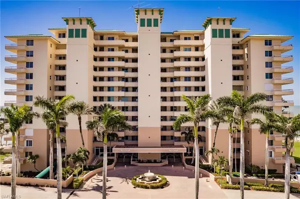 Marco Island, FL 34145,990 Cape Marco DR #703