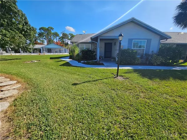 10432 Lakeport CT, Lehigh Acres, FL 33936