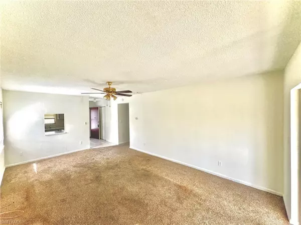 Lehigh Acres, FL 33936,374 Garland CT