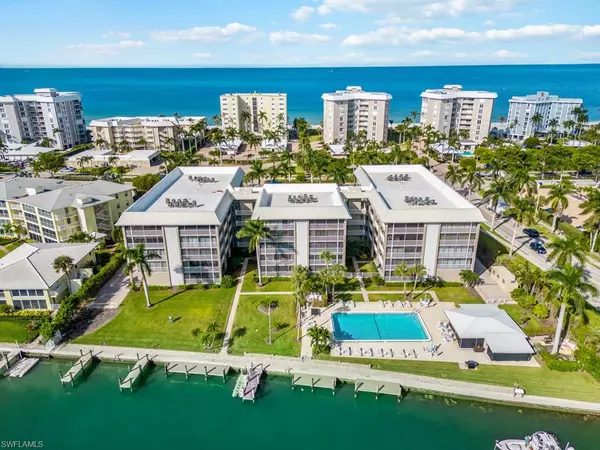 2880 Gulf Shore BLVD N #206, Naples, FL 34103