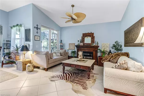 Naples, FL 34119,6775 Huntington Lakes CIR #202